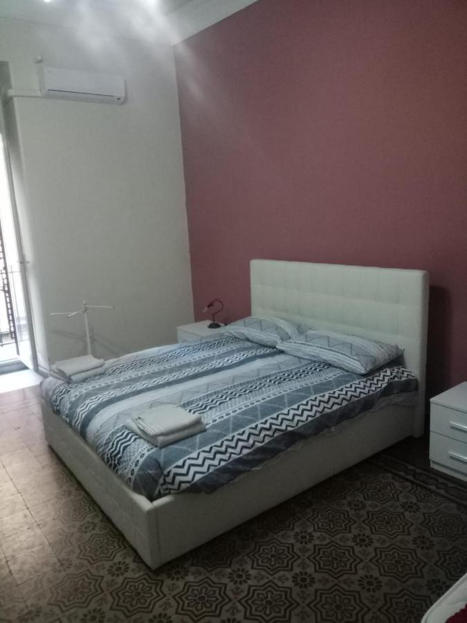カターニア Casa Giuseppe Bed & Breakfast エクステリア 写真