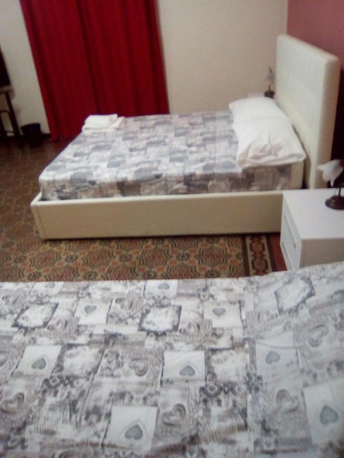 カターニア Casa Giuseppe Bed & Breakfast エクステリア 写真