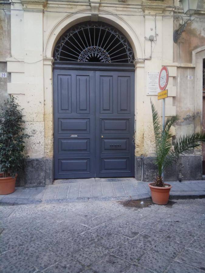 カターニア Casa Giuseppe Bed & Breakfast エクステリア 写真